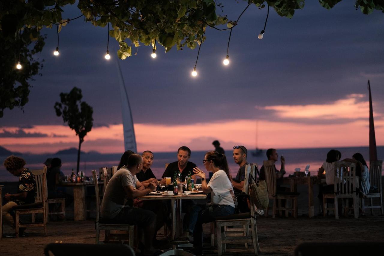 Puri Sari Beach Hotel Labuan Bajo Eksteriør billede