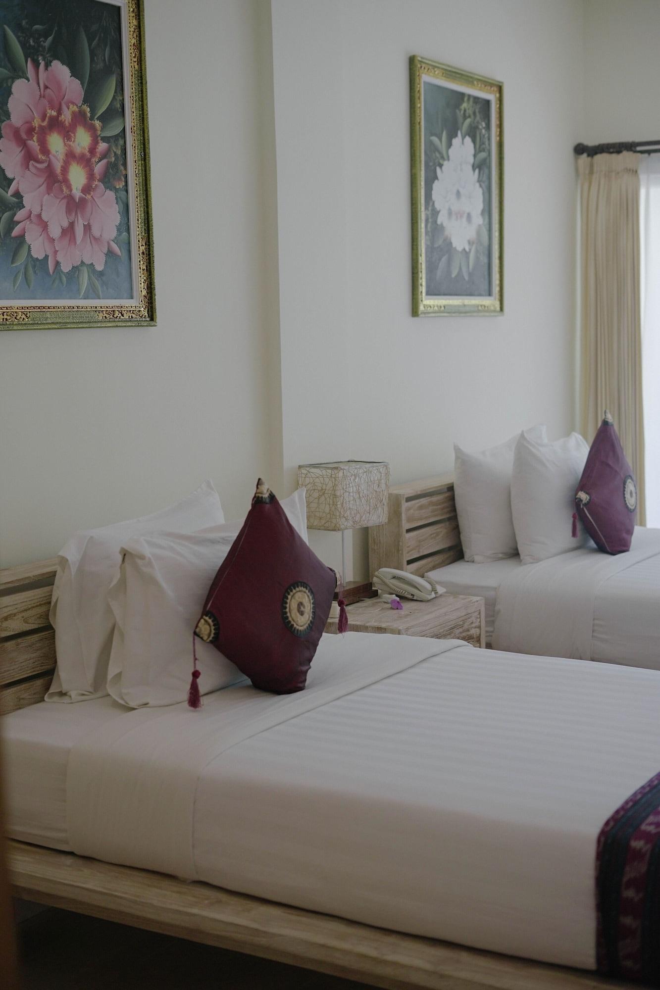 Puri Sari Beach Hotel Labuan Bajo Eksteriør billede