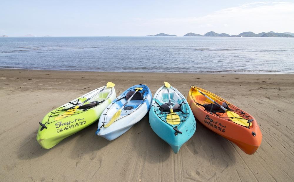 Puri Sari Beach Hotel Labuan Bajo Eksteriør billede