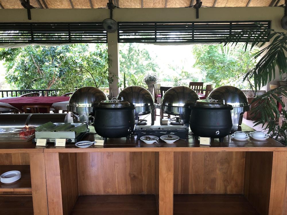 Puri Sari Beach Hotel Labuan Bajo Eksteriør billede