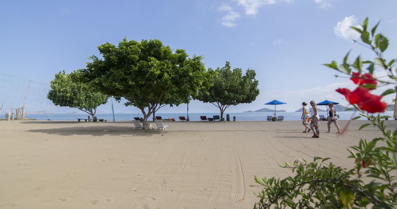 Puri Sari Beach Hotel Labuan Bajo Eksteriør billede